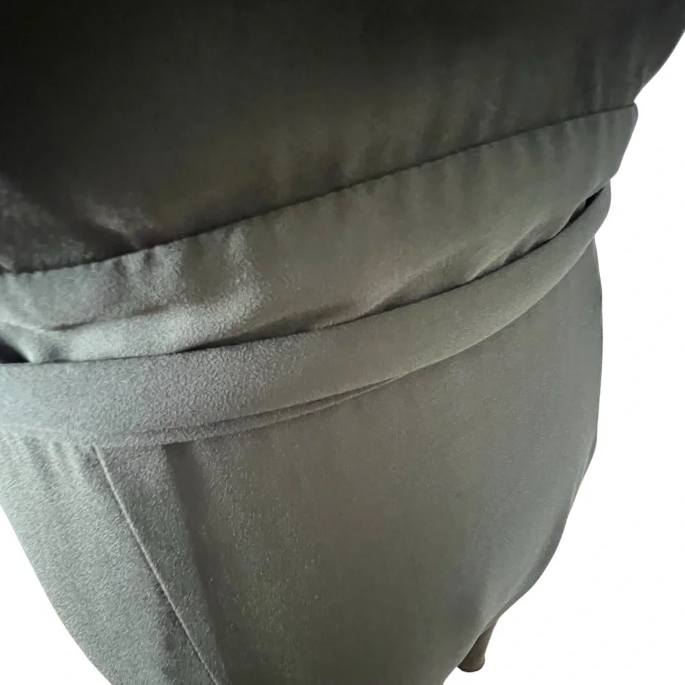 Fame and Partners Green Midi V-Neckline Wrap Dress in Size 8 - Picture 8 of 13